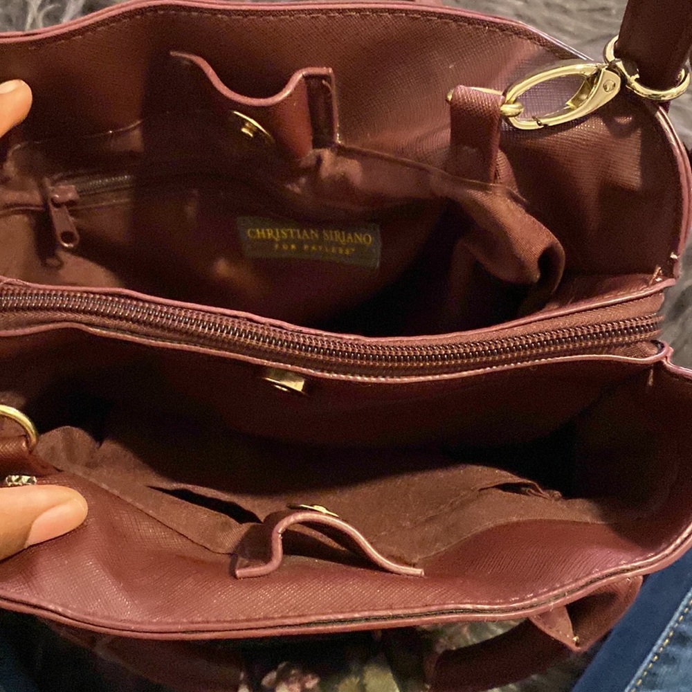This is a cross over hand bag and only be worn twice.